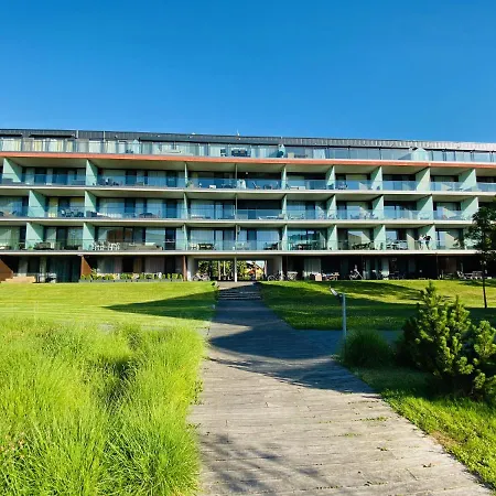 Apartment Bl Lakeside