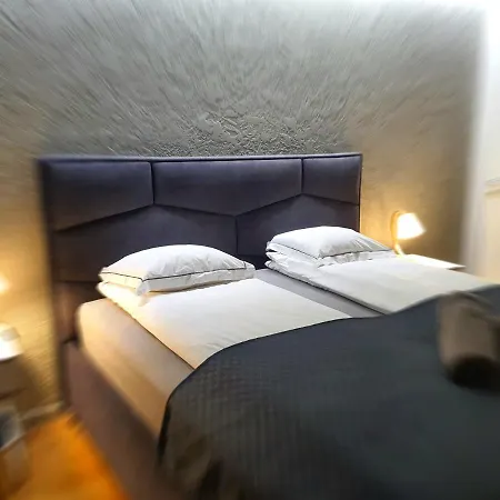 Bl Lakeside Apartman *