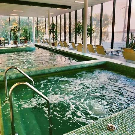Bl Lakeside