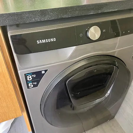 Bl Lakeside Apartman