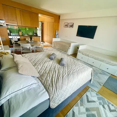 Bl Lakeside Apartman
